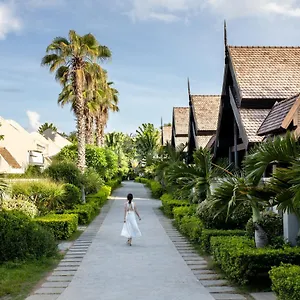 Отель Pullman Yalong Bay &